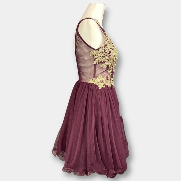 NWT Blondie Nites Mini Formal Party Gold Burgundy Maroon Size 5 - Picture 2 of 12